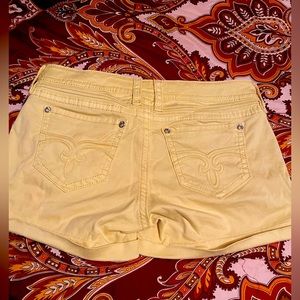 Rock Revival Olivia Shorts Size 29❤️